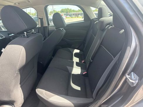 Used 2014 Ford Focus SE FWD image 13