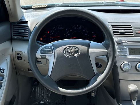 Used 2011 Toyota Camry LE w/ LE Extra-Value Pkg FWD image 13