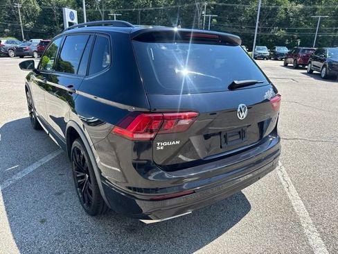 Used 2020 Volkswagen Tiguan SE R-Line AWD/4WD image 5