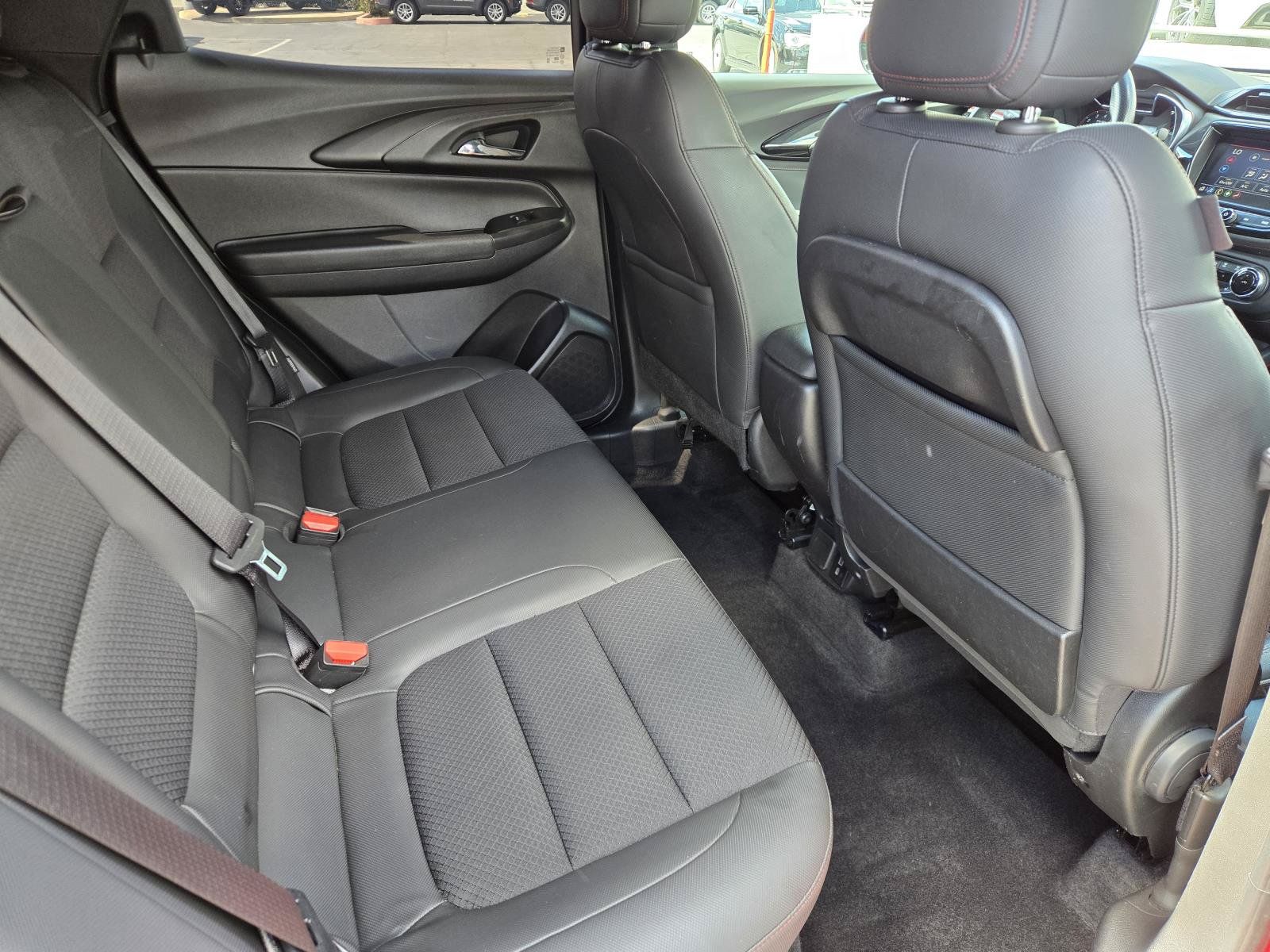 Used 2021 Chevrolet TrailBlazer RS w/ Convenience Package FWD image 30