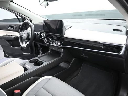 Used 2024 Honda Prologue EX image 14