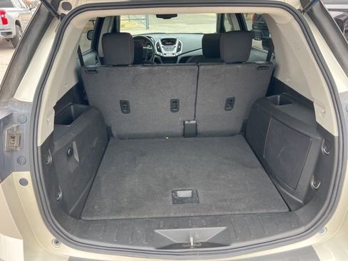 Used 2015 GMC Terrain SLE image 11