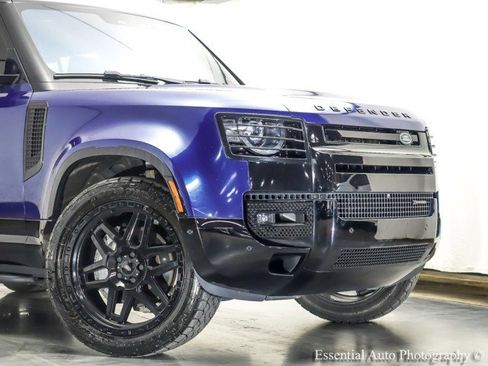 Used 2022 Land Rover Defender 110 X-Dynamic HSE AWD/4WD image 2