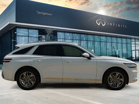 Used 2024 Genesis GV70 2.5T w/ Advanced Package AWD/4WD image 5