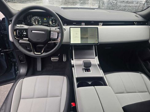 New 2026 Land Rover Range Rover Evoque Dynamic SE image 22
