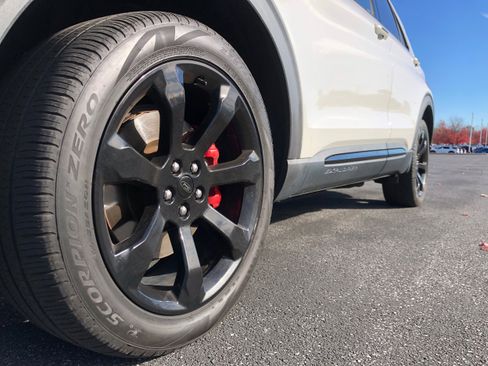 Used 2022 Ford Explorer ST w/ Equipment Group 401A image 22