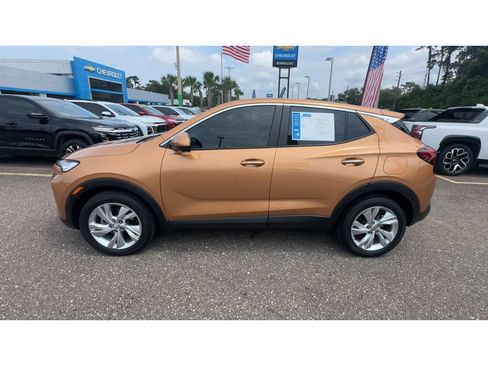Used 2024 Buick Encore GX Preferred w/ Advanced Technology Package FWD image 5