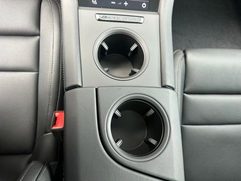 Used 2026 Porsche Taycan 4S image 27