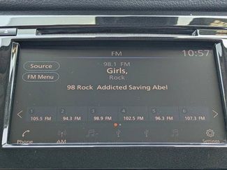 Used 2019 Nissan Rogue SV FWD video 3