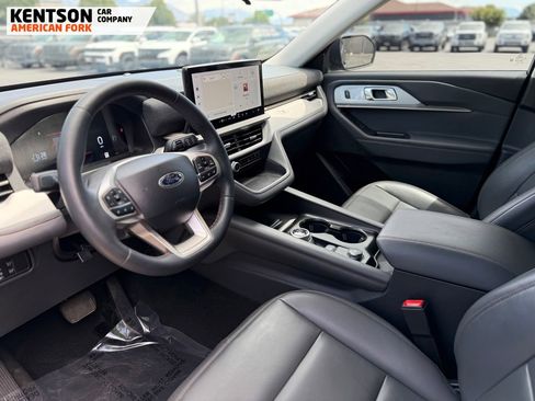Used 2025 Ford Explorer Active w/ Active Comfort Package AWD/4WD image 24