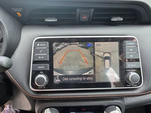 Used 2020 Nissan Kicks SR FWD image 7