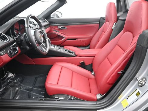 Certified 2025 Porsche 718 Boxster GTS image 7