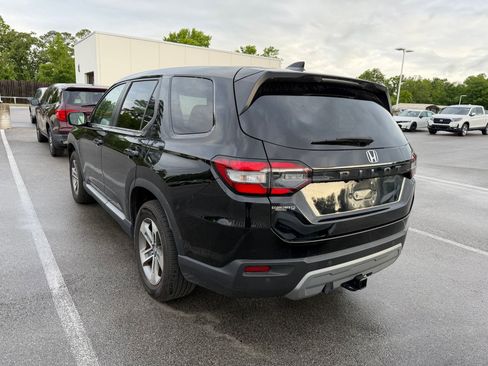 Used 2024 Honda Pilot EX-L image 3