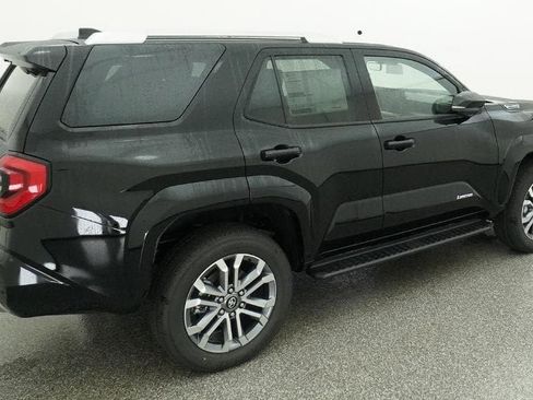 New 2026 Toyota 4Runner Limited AWD/4WD image 9