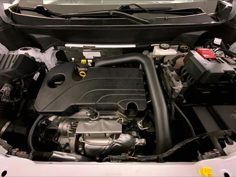 Used 2025 Chevrolet Equinox LT image 10