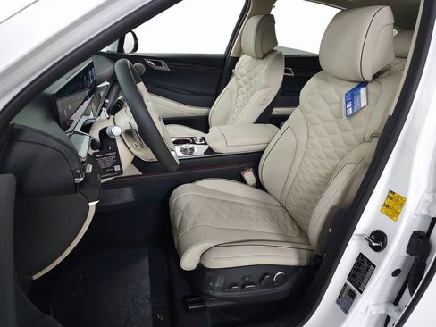 New 2026 Genesis GV80 3.5T e-SC AWD/4WD image 13