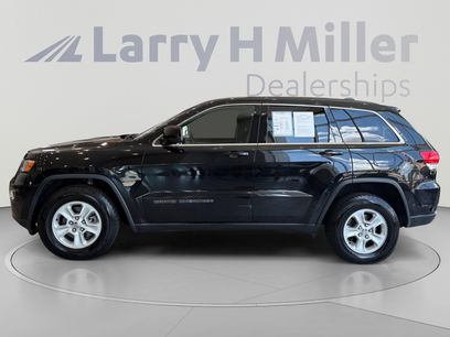 Used 2017 Jeep Grand Cherokee Laredo