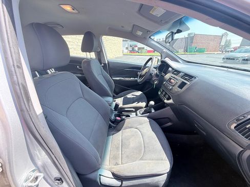 Used 2015 Kia Rio EX image 11