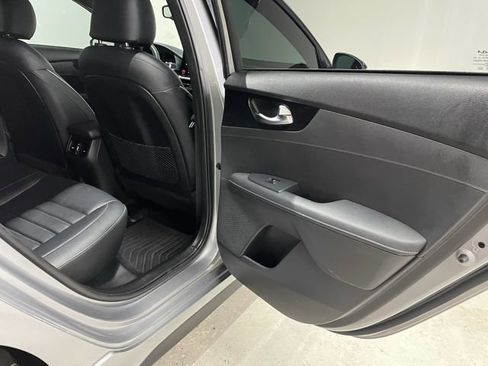 Used 2024 Kia Forte GT-Line w/ GT-Line Premium Package image 19