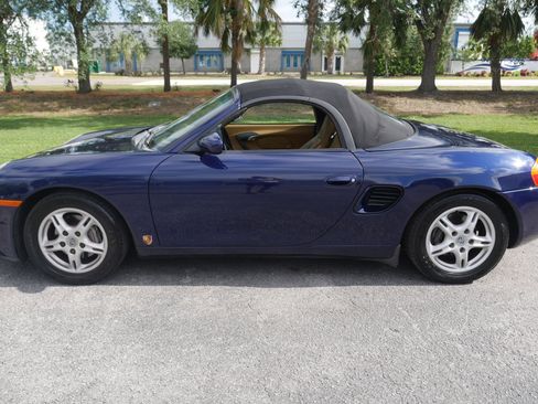 Used 2002 Porsche Boxster RWD image 18