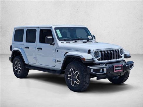 New 2026 Jeep Wrangler Unlimited Sahara AWD/4WD image 7