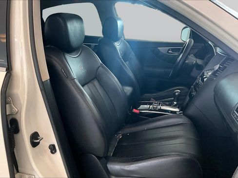 Used 2014 INFINITI QX70 AWD w/ Premium Package image 8
