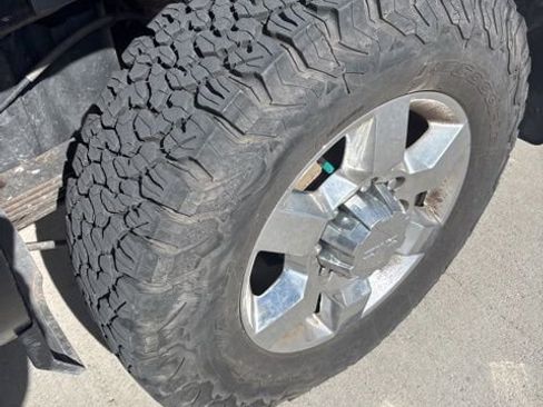 Used 2018 Chevrolet Silverado 2500 LT w/ LT Fleet Convenience Package image 11