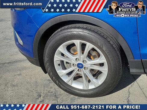 Certified 2019 Ford Escape SEL FWD image 18