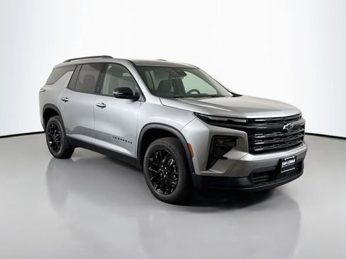 New 2026 Chevrolet Traverse LT w/ Midnight/Sport Edition FWD image 1