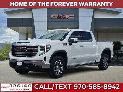 New 2026 GMC Sierra 1500 SLT w/ SLT Premium Package