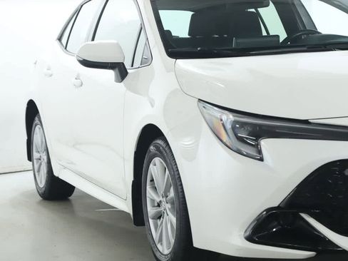 Used 2024 Toyota Corolla SE FWD image 8