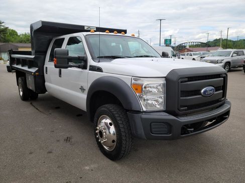 Used 2016 Ford F550 4x4 Crew Cab Super Duty image 3
