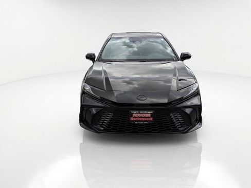 Used 2026 Toyota Camry Hybrid w/ Convenience Package FWD image 9