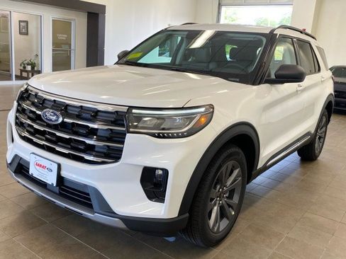 New 2025 Ford Explorer Active w/ Active Comfort Package image 27