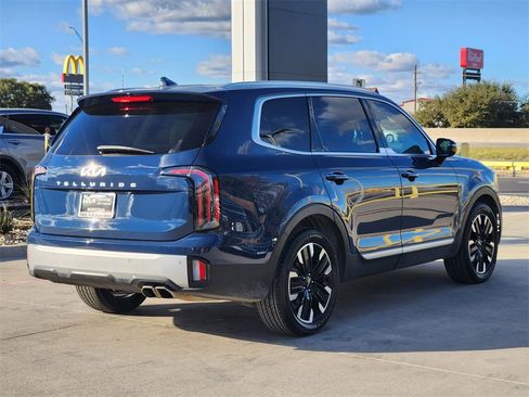 Certified 2023 Kia Telluride SX image 4