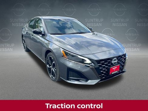 New 2025 Nissan Altima 2.5 SR w/ SR Premium Package image 19