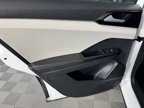 Used 2025 Volkswagen Taos S image 22