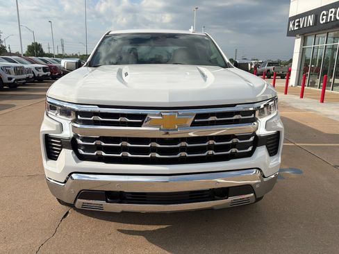 Certified 2023 Chevrolet Silverado 1500 LTZ AWD/4WD image 2