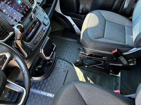 Used 2024 RAM ProMaster 2500 w/ Swivel Seat Group image 15