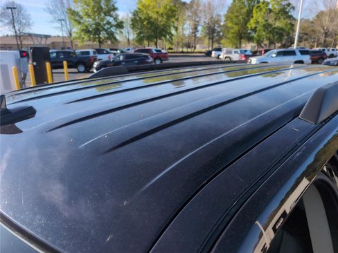 Used 2024 Ford Expedition XLT image 15