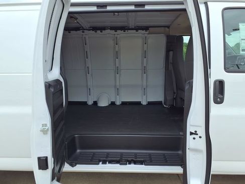 New 2026 Chevrolet Express 2500 Extended w/ Driver Convenience Package RWD image 23