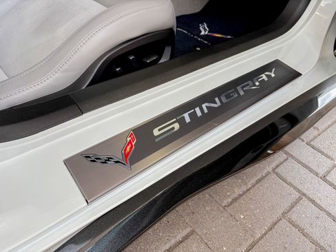 Used 2017 Chevrolet Corvette Stingray Coupe image 26