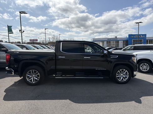 Used 2021 GMC Sierra 1500 SLT w/ SLT Premium Plus Package AWD/4WD image 5