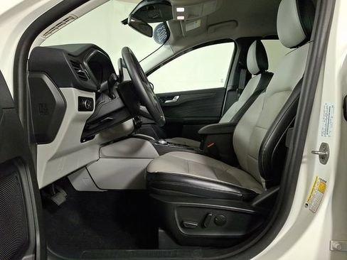 Used 2023 Ford Escape Platinum AWD/4WD image 13