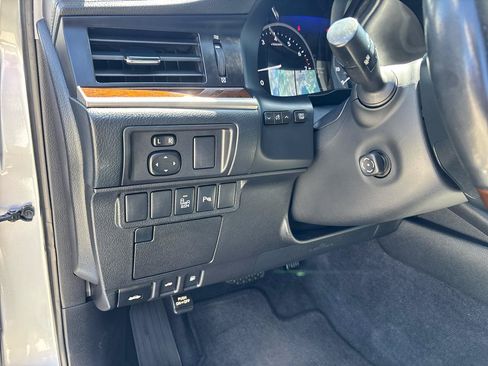 Used 2014 Lexus ES 350 w/ Premium Package FWD image 21