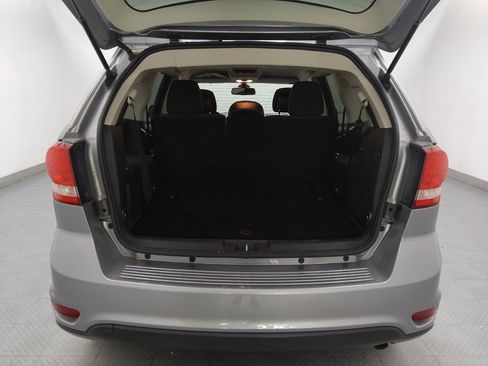 Used 2019 Dodge Journey SE w/ Connectivity Group FWD image 29