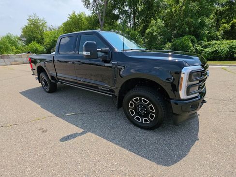 Used 2026 Ford F250 Platinum AWD/4WD image 7