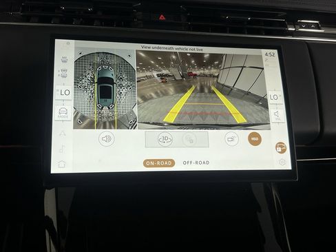 Used 2024 Land Rover Range Rover Sport Dynamic SE image 19