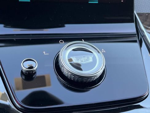 New 2026 Cadillac Escalade Platinum Sport AWD/4WD image 37
