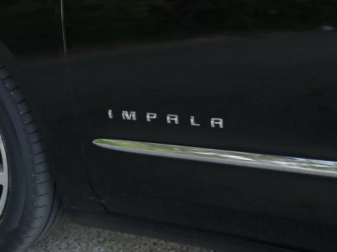 Used 2016 Chevrolet Impala LTZ FWD image 34